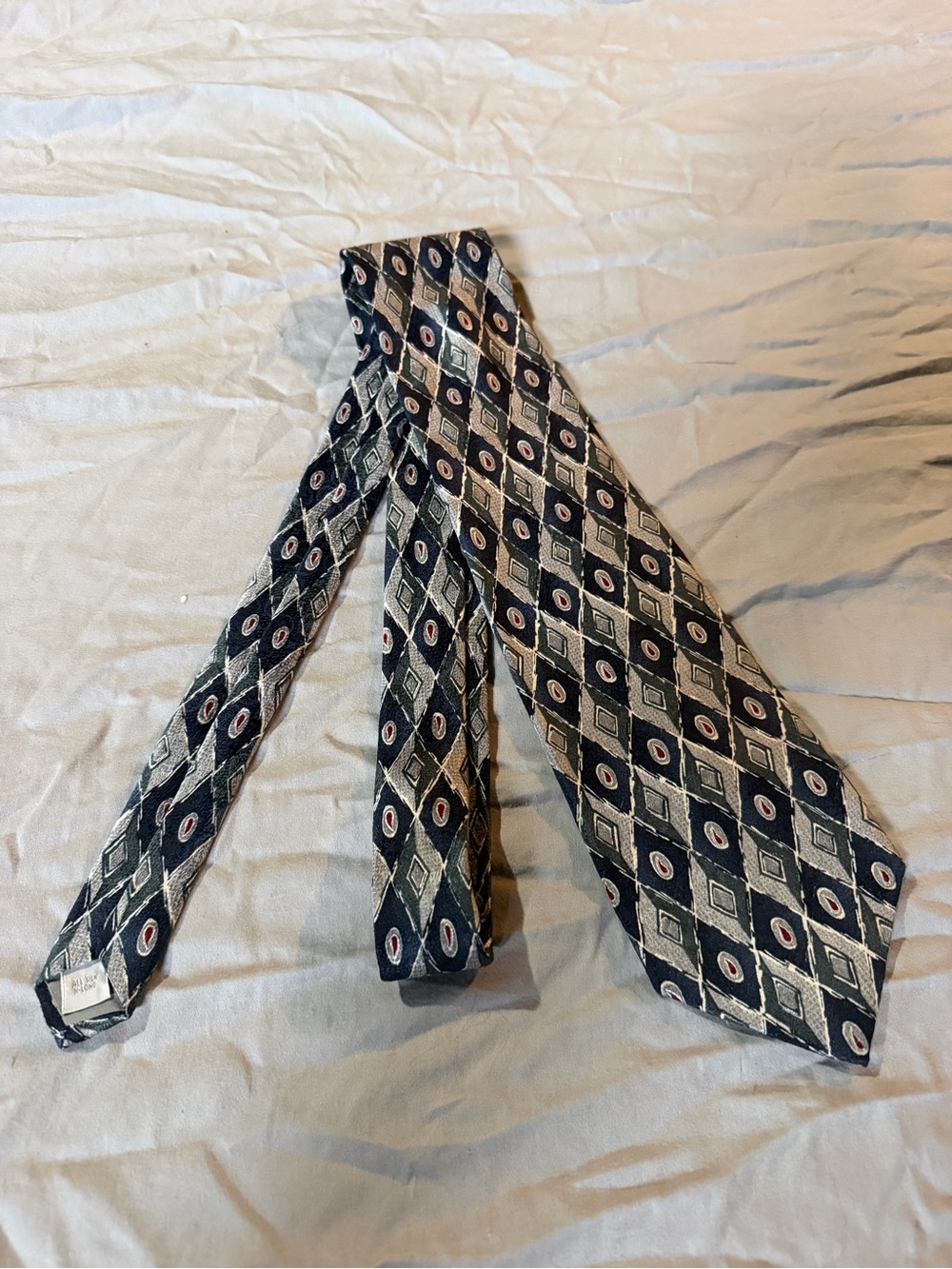 Men's Navy Geometric Diamond Pattern Tie